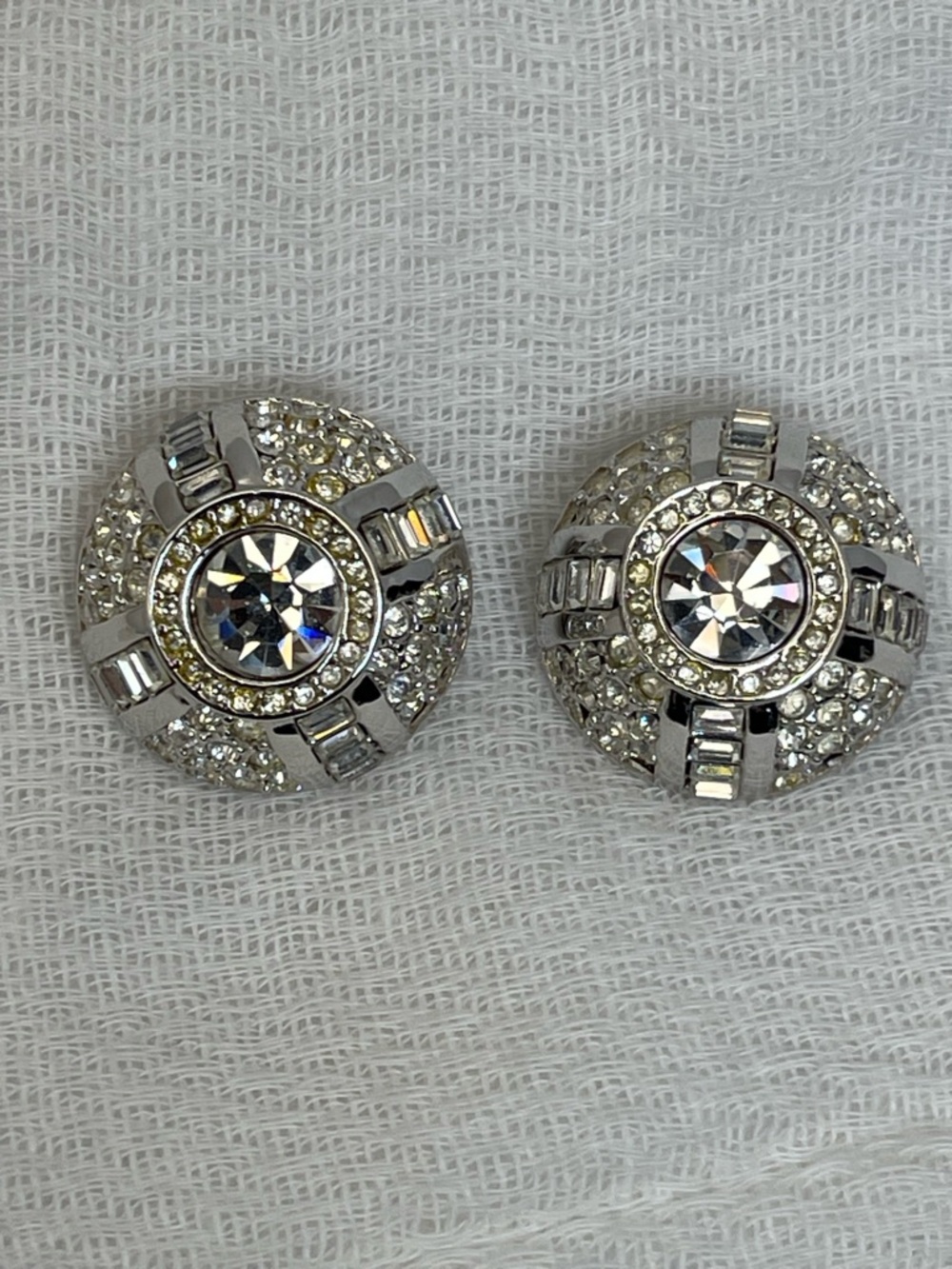 80s Vintage St. John Silver-Tone Crystal Round Clip On Earrings